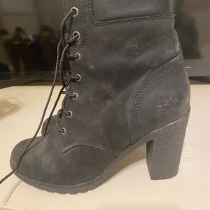 Timberland black glancy boots size 7